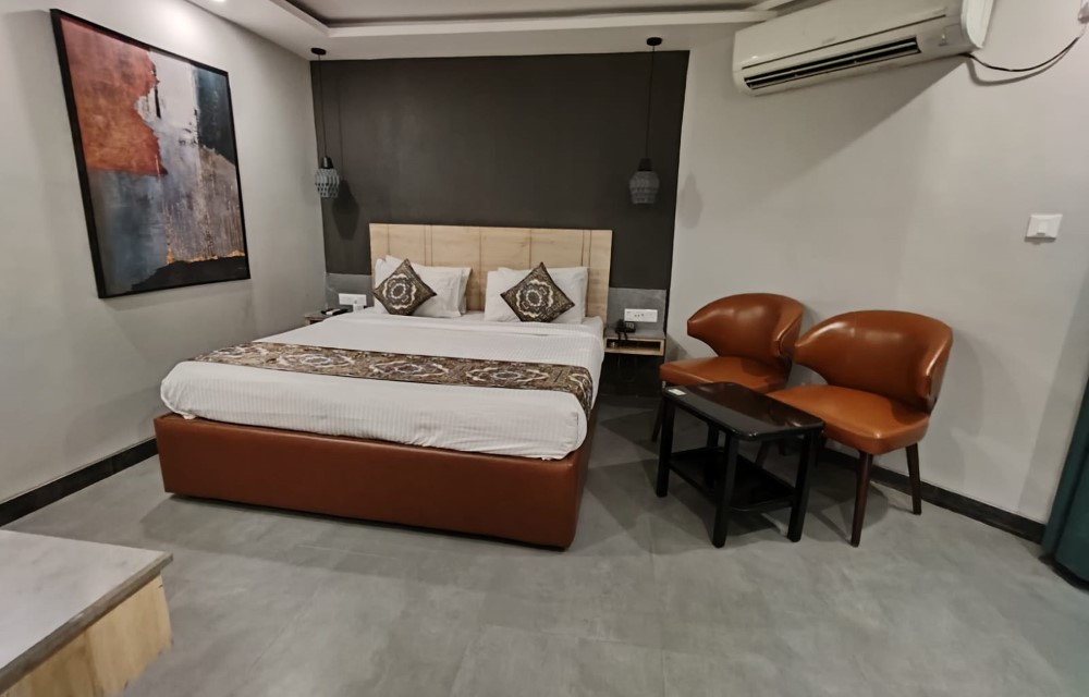 Deluxe with Balcony Sea View Deluxe with Balcony Sea View